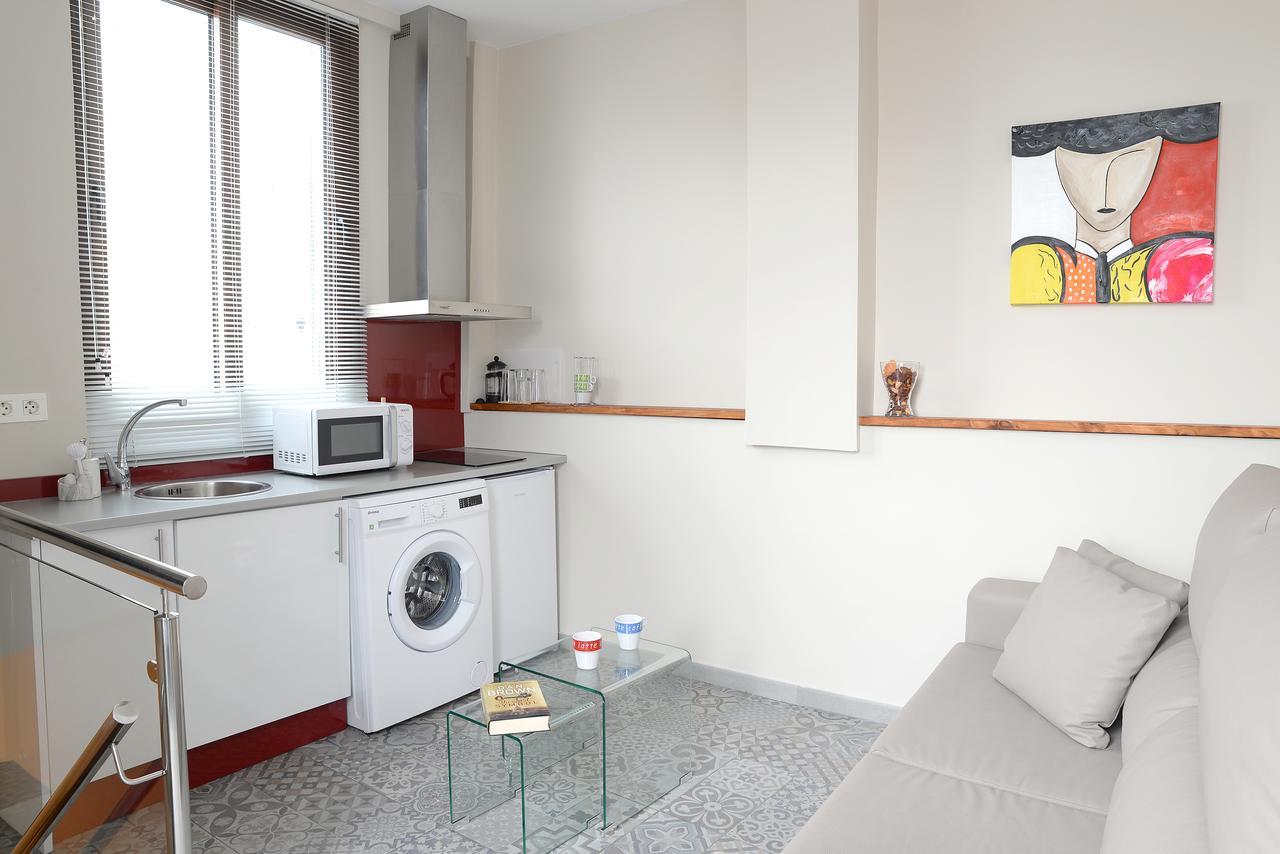 Apartamentos Mesones 3000 グラナダ エクステリア 写真